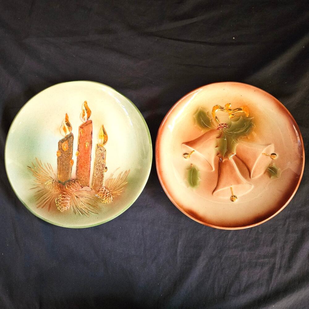 Vintage Christmas Plates 9"‎ Set of 2 Candlesticks Bells Pottery Decor